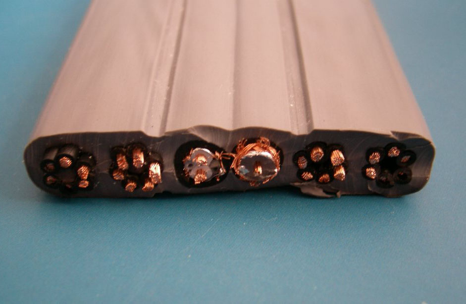 电梯随行屏蔽控制电缆TVVBP 第1张 电梯随行屏蔽控制电缆TVVBP 第1张